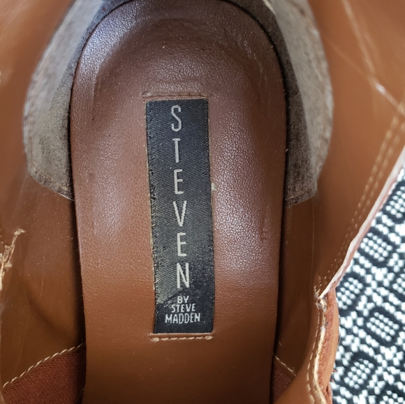 Steven by Steve Madden Dova tan boot - Picture 4 of 5